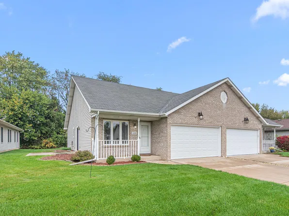 496 Hidden Oak Dr, Hobart, IN 46342