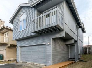 9301 Sea Parrot Cir, Anchorage, AK 99515