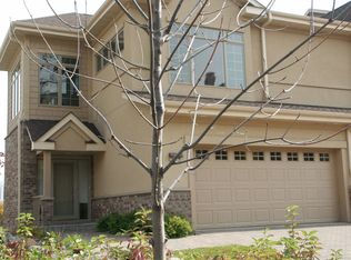 473 Willoughby Way E, Minnetonka, MN 55305