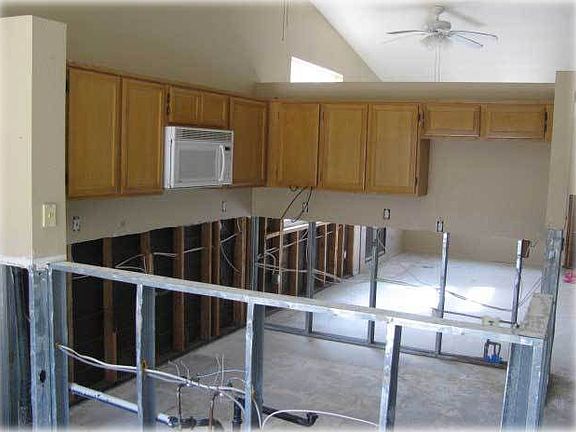 5th image of 15615 Maverick Dr