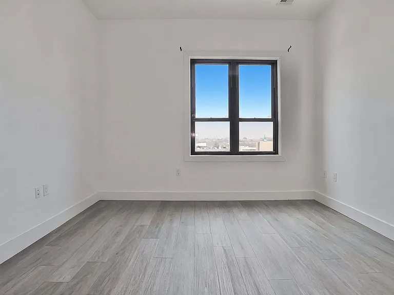 425 Avenue C #504 — Photo 18