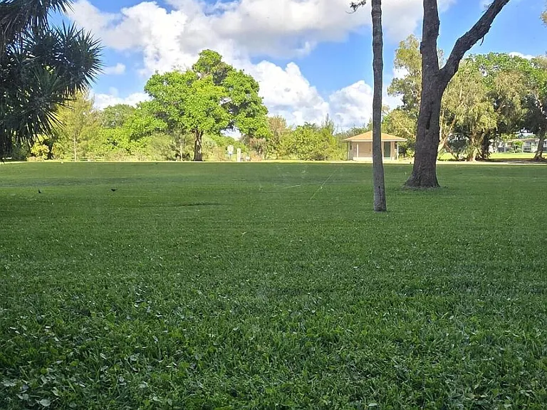3300 N Palm Aire Dr #109 — Photo 26