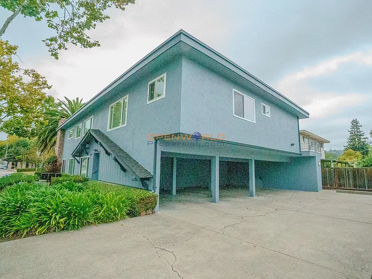 414 Bancroft Ave — Photo 2