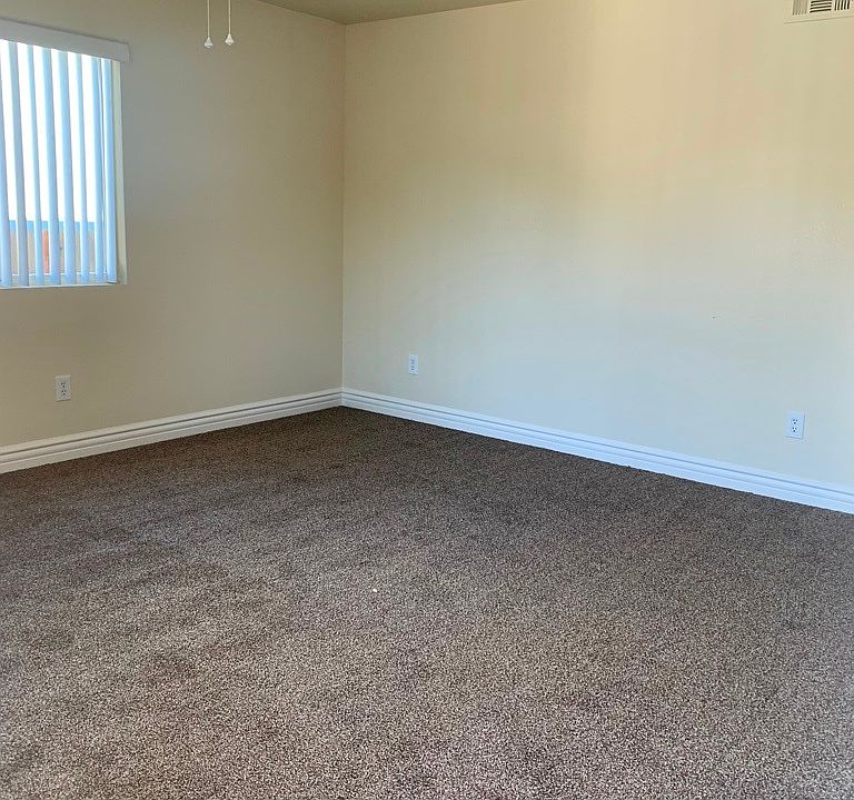 119 E 84th St Los Angeles CA Zillow