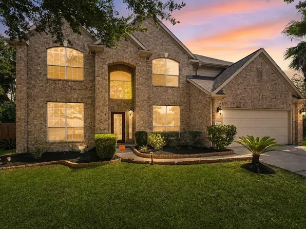 8718 Rolling Rapids Rd, Humble, TX 77346