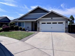 182 SE Briggs Way, Grants Pass, OR 97527