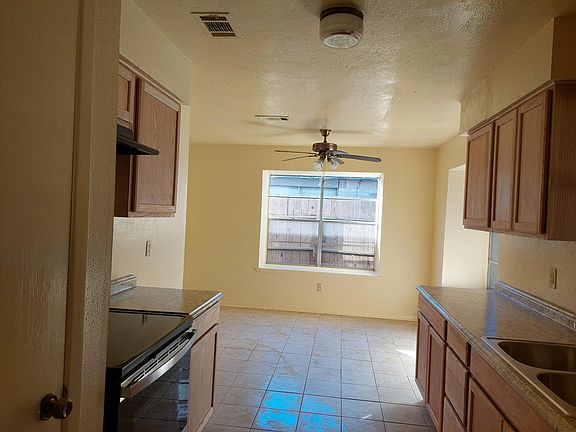 4th image of 9910 Appleridge Dr