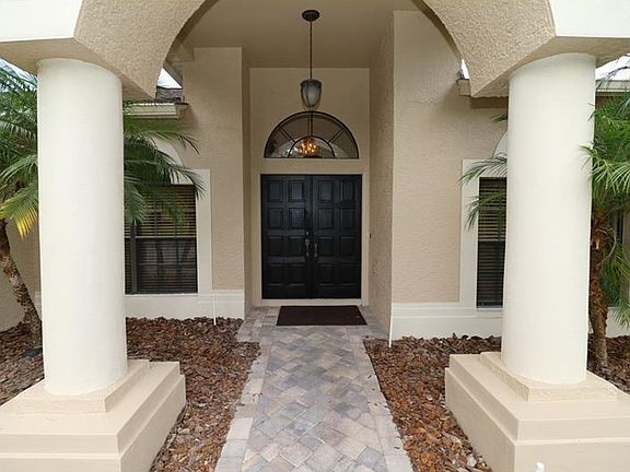 3rd image of 19509 Lake Osceola Ln