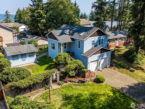 762 Evergreen Avenue SE, Ocean Shores, WA 98569