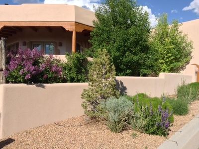 15 Calle Vecinos, Santa Fe, NM, 87507