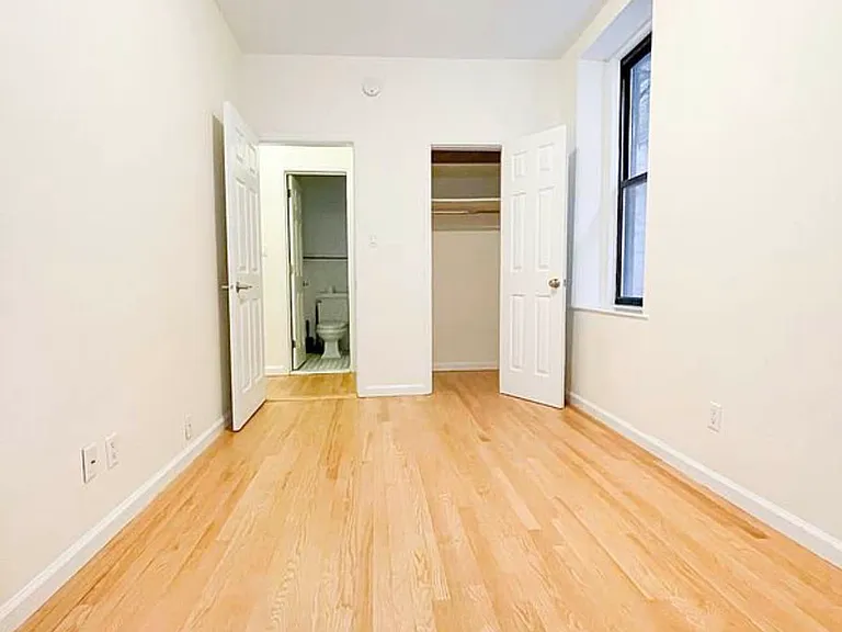 152 E 84th St #1F — Photo 6