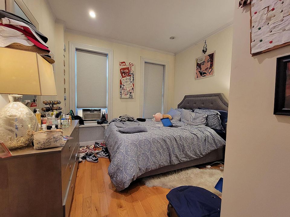 1st image of 131 Thompson St #6Z