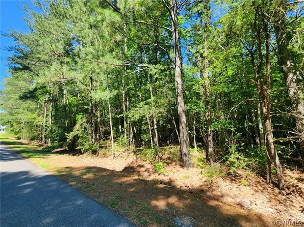 7308 Hawkshead Rd #6, Henrico, VA 23231