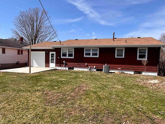 4th image of 272 Spruce St