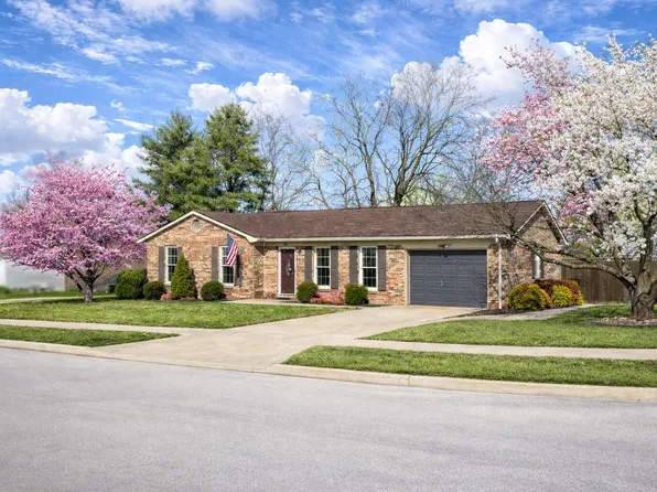 201 Normandy Cir, Versailles, KY 40383