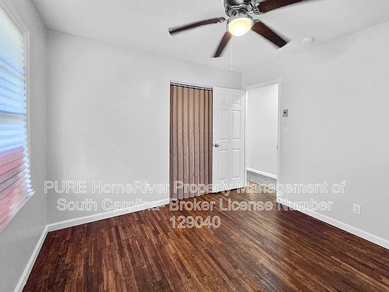 2 bed, 1.0 bath, 1396 sqft, $1,700 — Photo 3