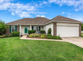 27 Quakers Pl, O'Fallon, MO 63366