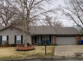 11 Chester Cv, Conway, AR 72034