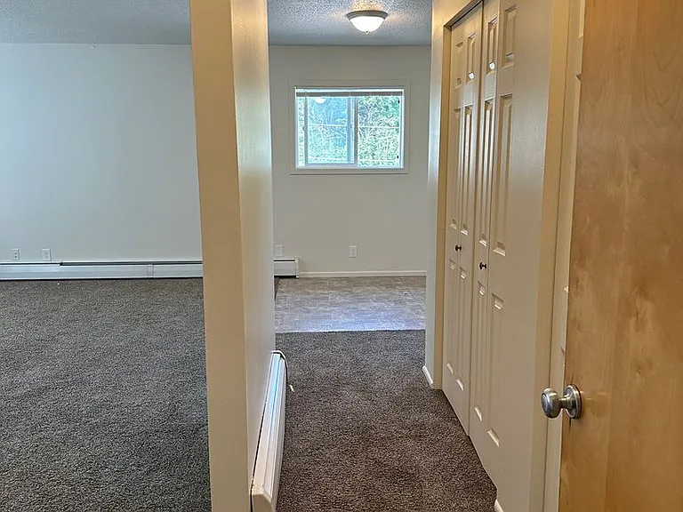 340 4th Ave E — Photo 11