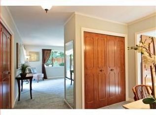 410 Pine Ln, Los Altos, CA 94022