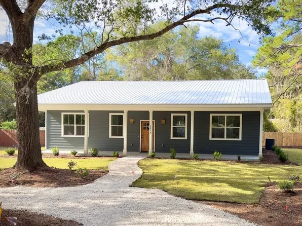 1039 Horizon Rd, Darien, GA 31305