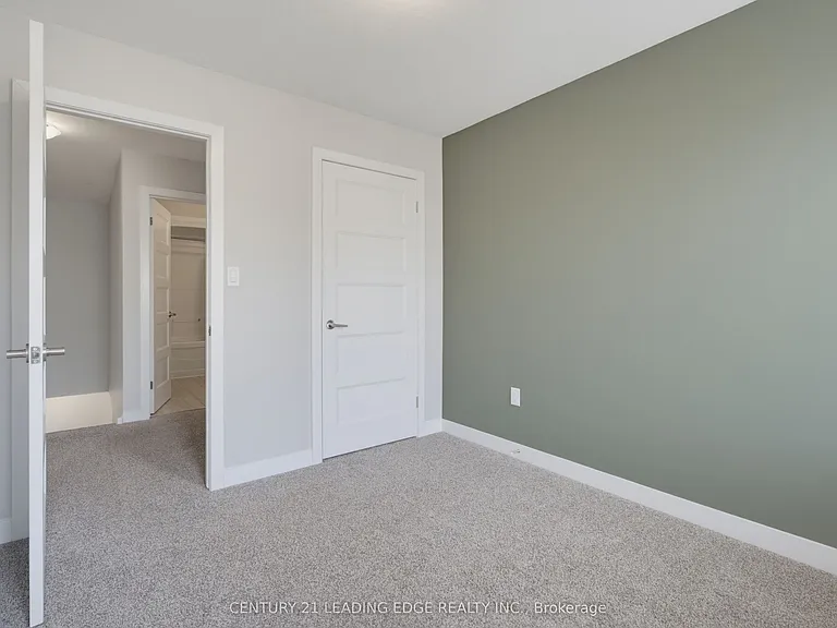 915 Georgetown Dr — Photo 26