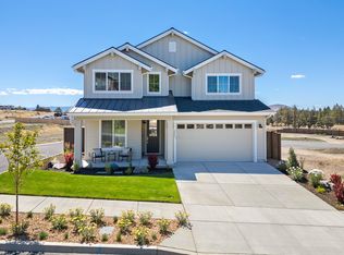 2251 SW 43rd St #29, Redmond, OR 97756