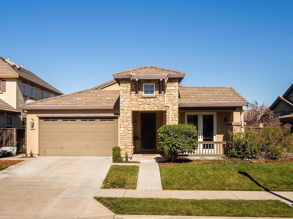 1st image of 2383 Mack Pl