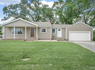 410 Brown Rd, Saint Peters, MO 63376