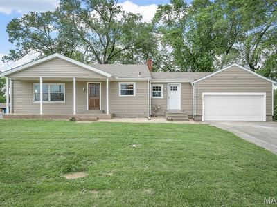 410 Brown Rd, Saint Peters, MO, 63376