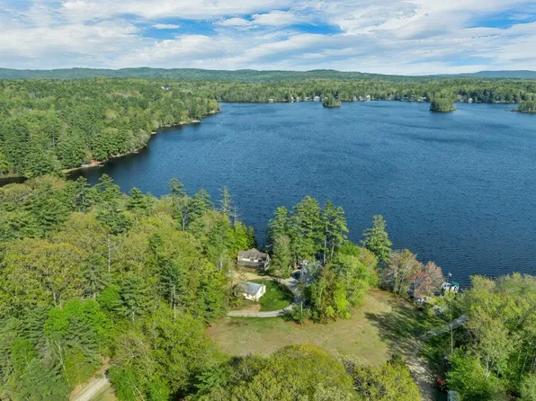 24 Gillis Lane, Barnstead, NH 03225