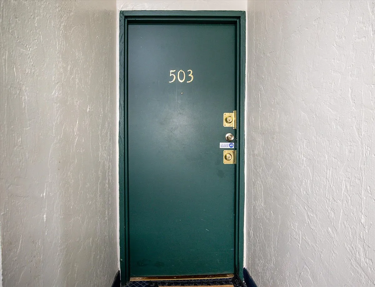 531 Main St — Photo 3