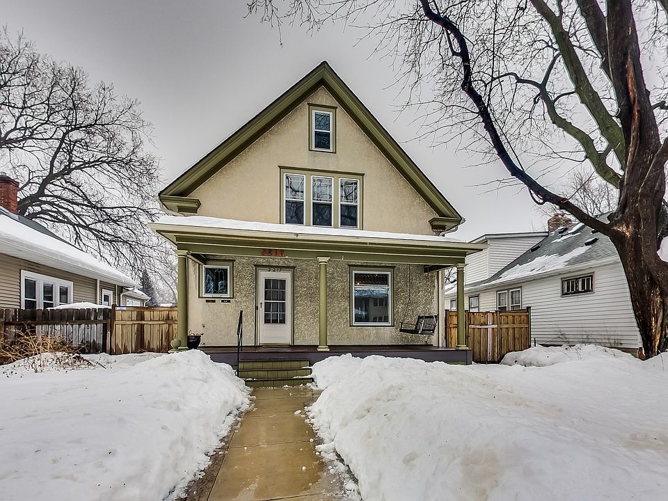 1st image of 3217 31st Ave S
