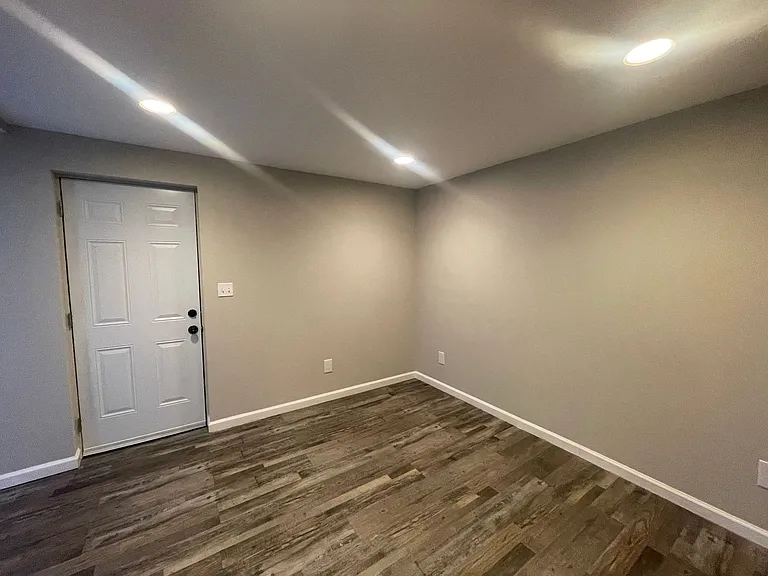 165 Conrad Dr — Photo 16