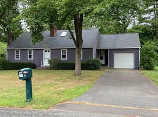 87 Harlow Dr, Amherst, MA 01002