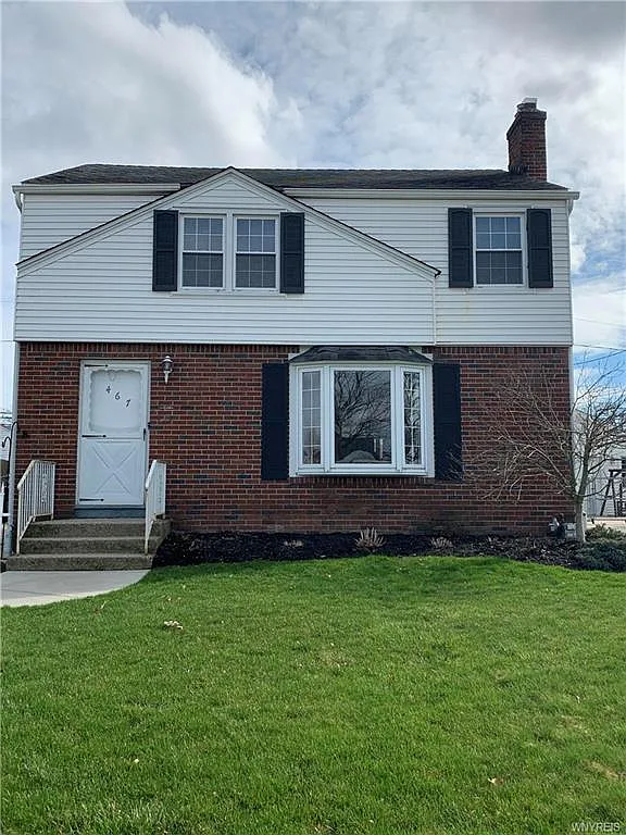 467 Thorncliff Rd photo 1