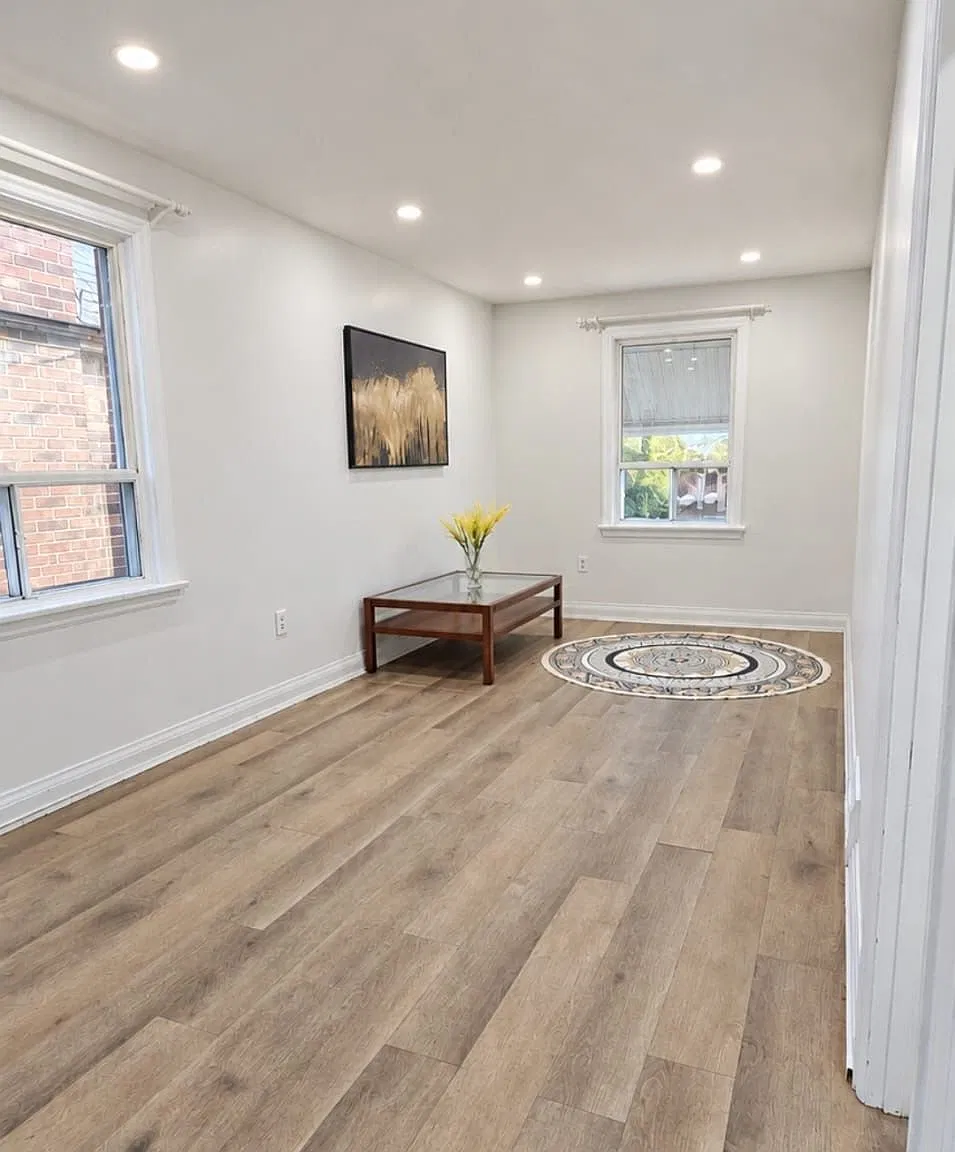 3 bed, $2,900 — Photo 3