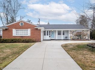 138 S Cranbrook Cross Rd, Bloomfield Hills, MI