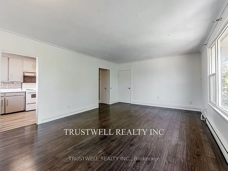 105 Mary St E #3 — Photo 6
