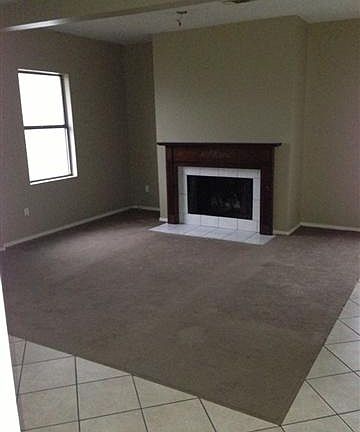 3rd image of 2215 Woodrow Dr