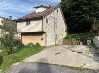 562 Woodland Ave, Johnstown, PA 15902