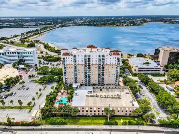 616 CLEARWATER PARK Road #602, West Palm Beach, FL 33401