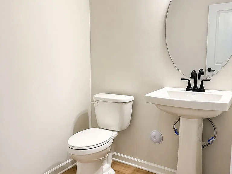 524 Lively Cres — Photo 20