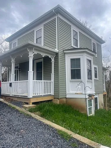 306 Gooch St #1 Photo 1