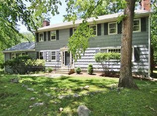 266 Shelter Rock Rd, Stamford, CT 06903