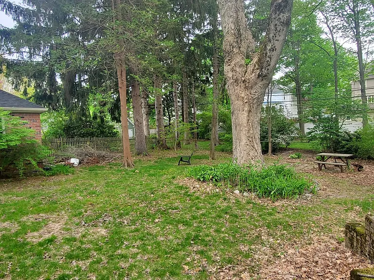 37 Stratford St #2 — Photo 15