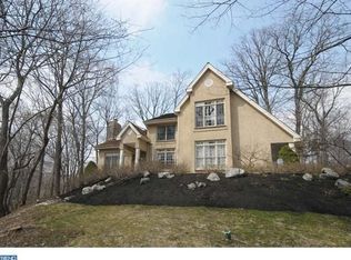 13 Brampton Rd, Malvern, PA 19355