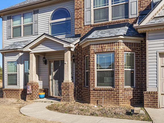 4th image of 7206 Roundstone Dr