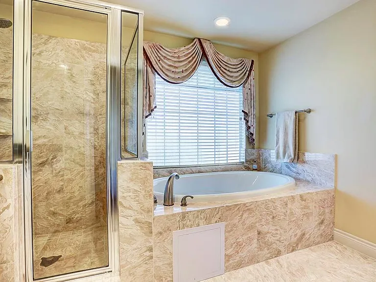 2602 Coastal Greens Dr — Photo 7