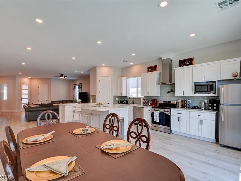 5534 Stormy Night Ct — Photo 9